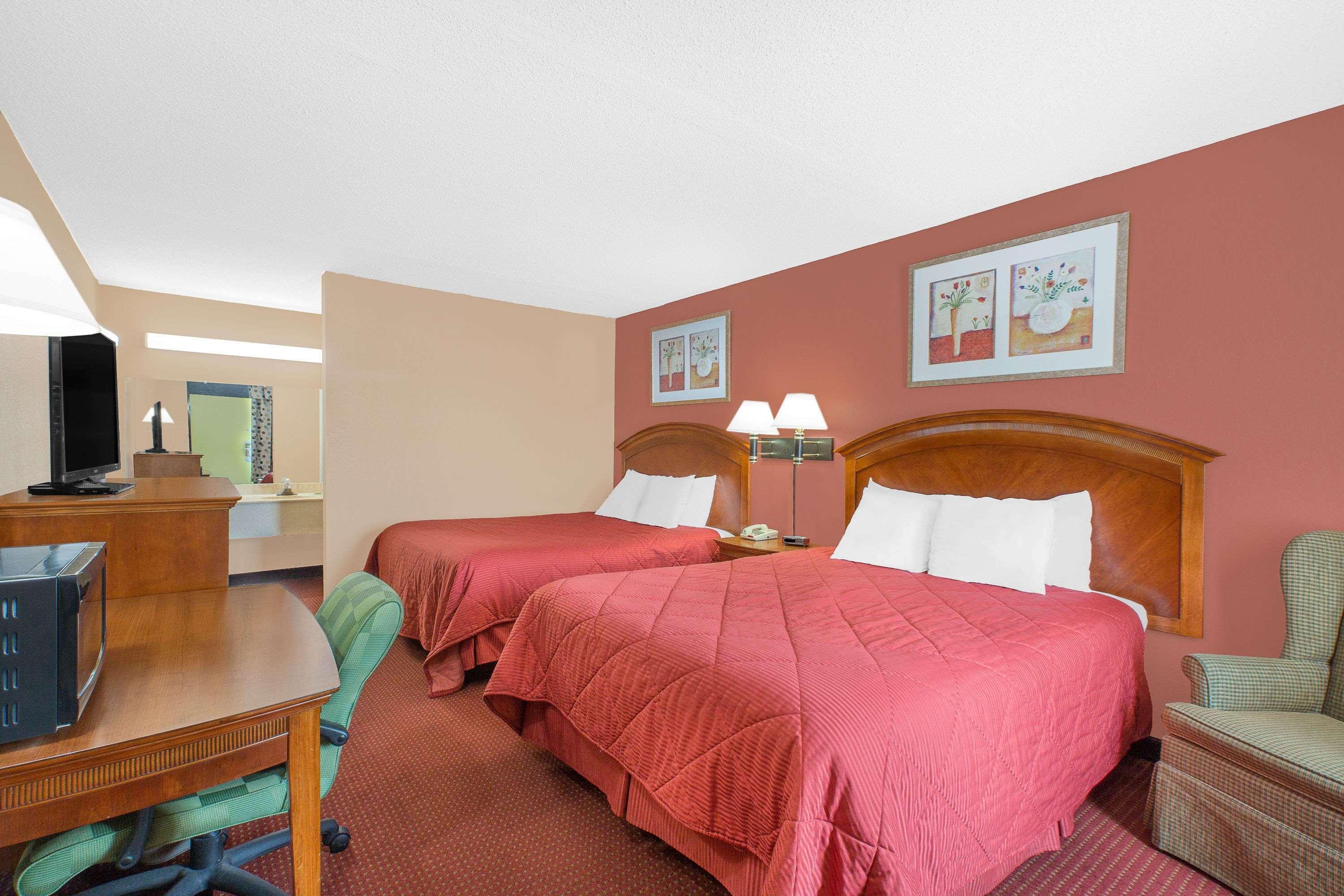 Hotel Super 8 By Wyndham Nc Marion